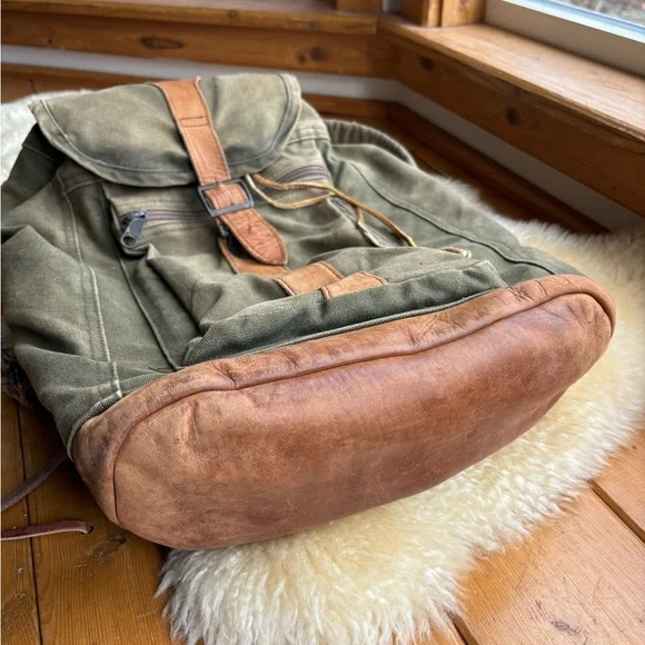 Vintage North Face Rucksack - Picture 4 of 9